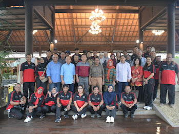 Gelar Media Gathering & Outbound Jurnalis, Pesan Prof Baharuddin: Berikan Masukan Untuk Kemajuan Unimed