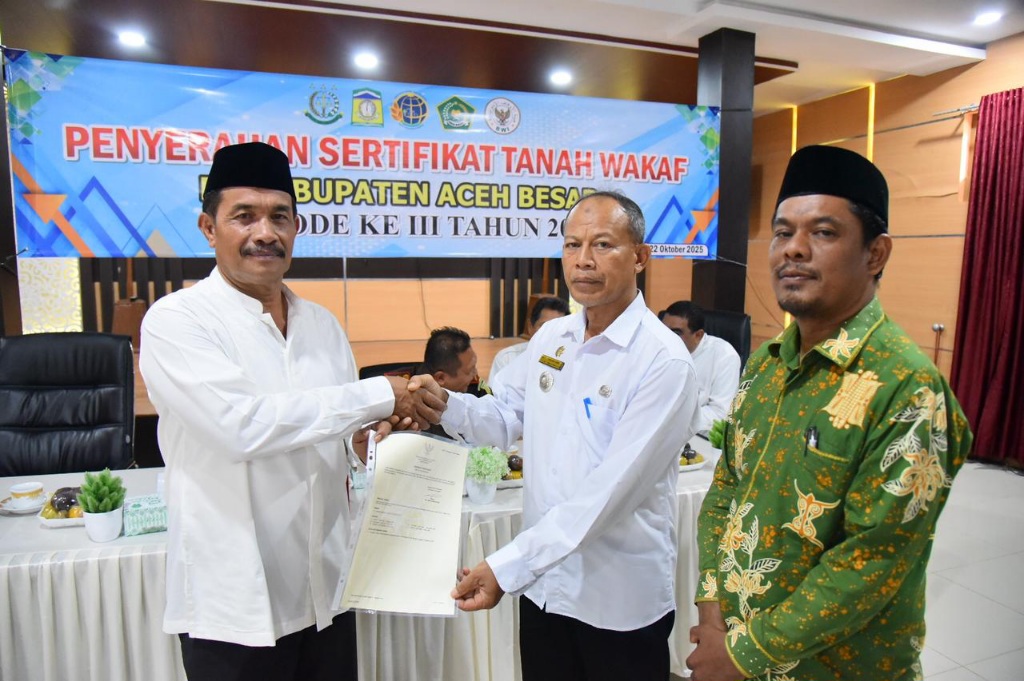 Pemkab Aceh Besar Apresiasi Penyerahan Sertifikat Tanah Wakaf