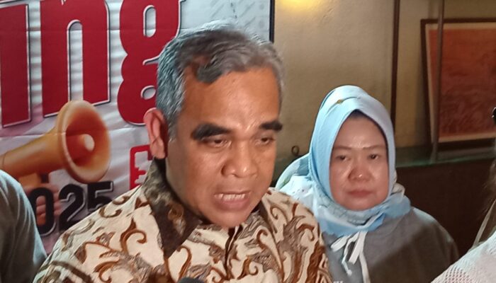  Wartawan Jembatan Kepentingan Masyarakat Dan Pemerintah
