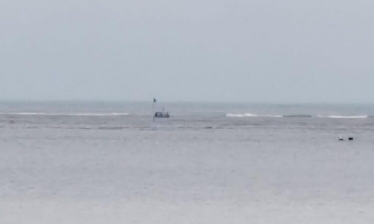 Nelayan Hilang Dihantam Ombak Di Pesisir Pantai Sentang