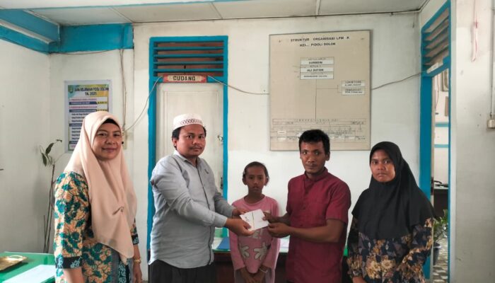 Baznas Salurkan Bantuan Program Madina Sehat