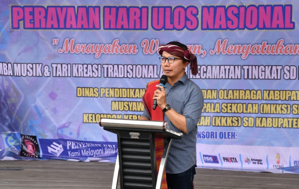 Pemkab Samosir Peringati Hari Ulos Nasional, Ronal: Mempertahankan Budaya Batak
