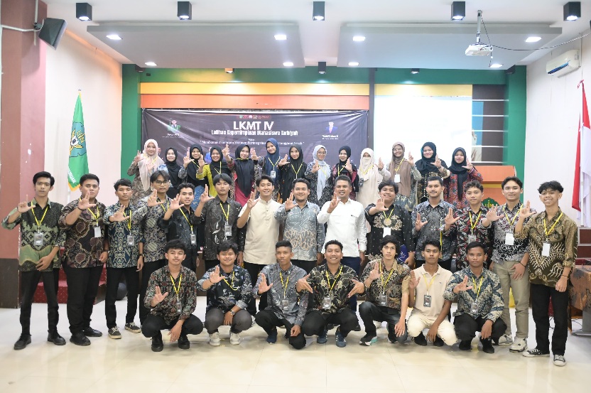 Daniel Abdul Wahab Bakar Semangat Mahasiswa Tarbiyah UIN Ar-Raniry