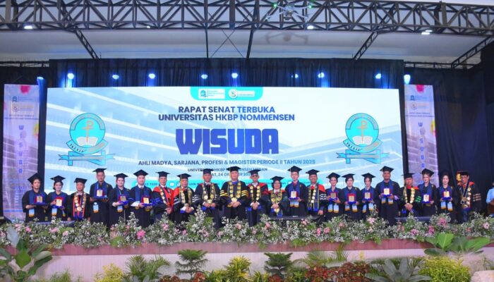 Lantik 1.000 Wisudawan, Rektor UHN Tegaskan Pentingnya Pendidikan Berbasis Outcome Dan Berdaya Saing Internasional