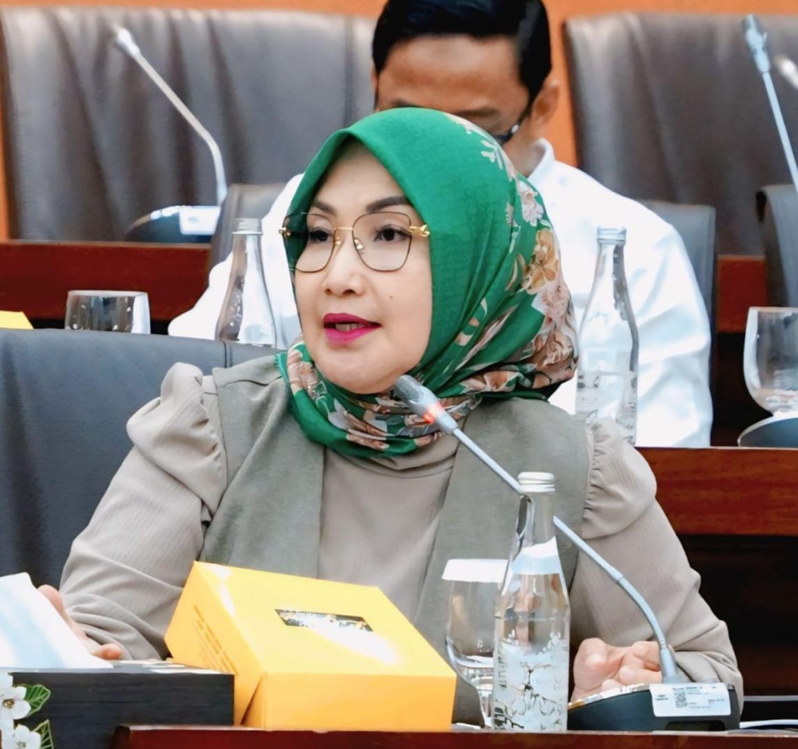 Komisi VI DPR Dukung Langkah Menkeu Hentikan Impor Pakaian Bekas