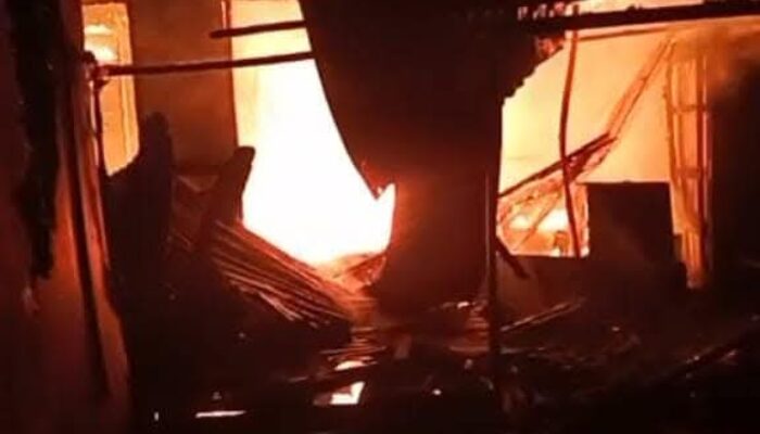 10 Kios Semi Permanen Pasar Terpadu Pajak Pagi Aceh Tenggara Ludes Terbakar