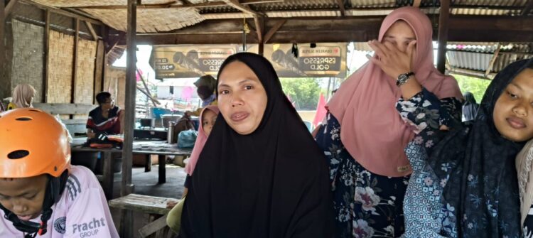Dua Anak dan Istri Nelayan Sergai Berharap Jasad Ayah yang Hilang di Laut Ditemukan
