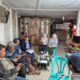 Dosen Politeknik Pembangunan Pertanian (Polbangtan) Medan melaksanakan magang lapangan bersama petani kopi di Kabupaten Humbang Hasuduntan.