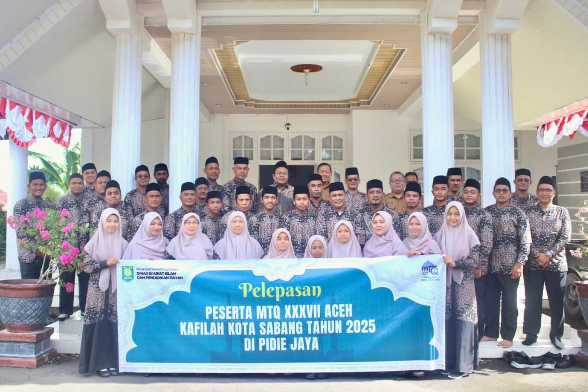 Wali Kota Sabang Lepas Kafilah MTQ, Ajak Peserta Niatkan Ibadah dan Optimis Raih Prestasi