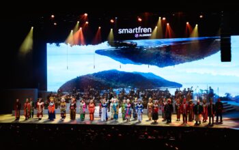 PT XLSMART Telecom Sejahtera Tbk (XLSMART) melalui brand SMARTFREN, sukses menyelenggarakan konser musik akbar SMARTFREN Malam 100 Cinta 2025 di JIEXPO Kemayoran, Sabtu malam (25/10/2025).