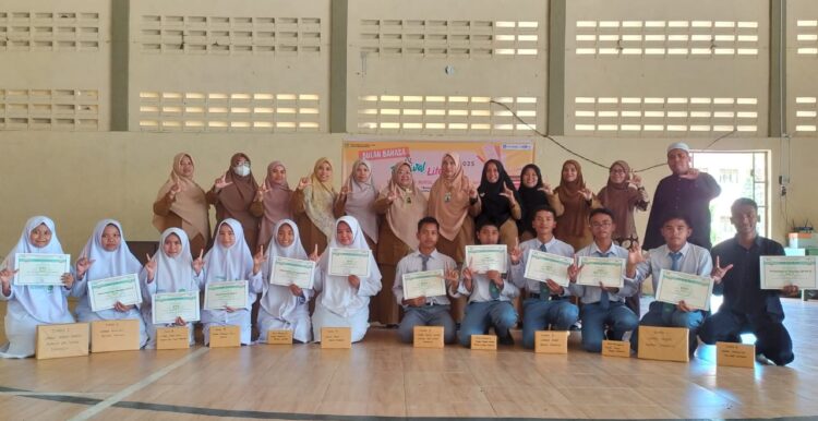 SMA Nurul ‘Ilmi’ Padangsidimpuan Gelar Bulan Bahasa Festival Literasi 2025