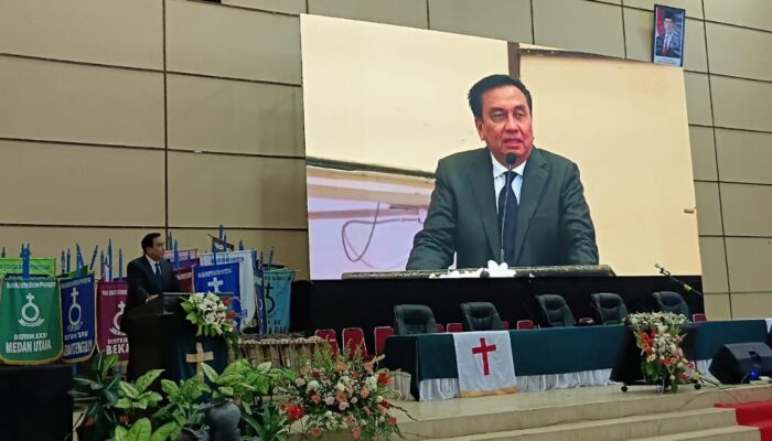 Effendi Simbolon Harapkan Kontribusi Pemerintah Majukan UHN