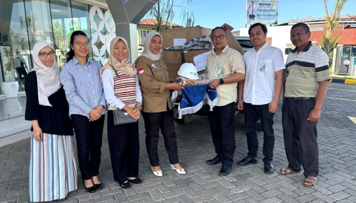 BPJS Ketenagakerjaan P. Sidimpuan Salurkan Ratusan Paket APD Ke Perusahan Perkebunan