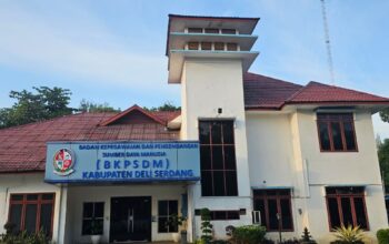 Bidan Farida Tidak Lulus Ujian Penyesuaian Kenaikan Pangkat