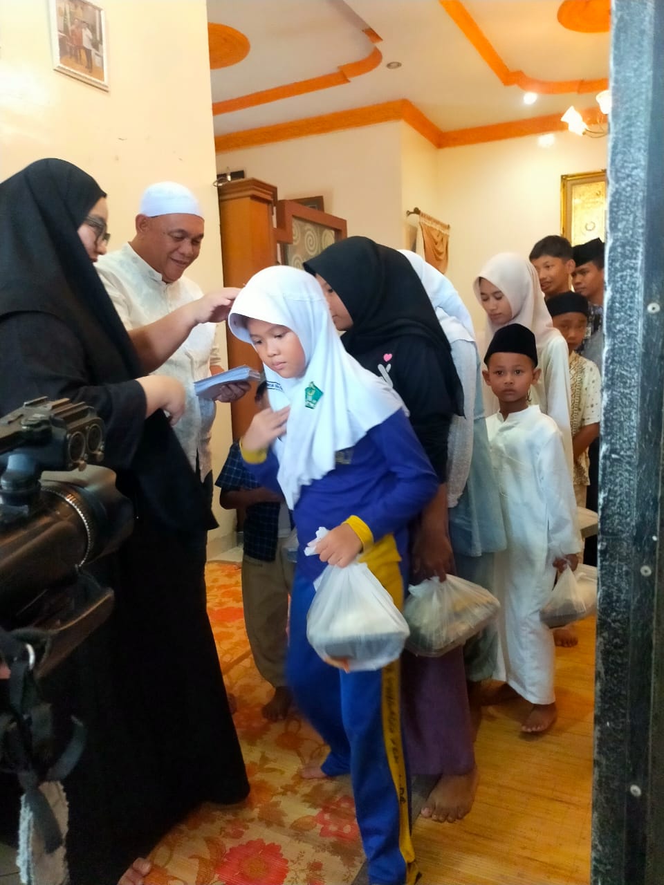 Setahun Wafatnya Istri, Muhammad Dahnil Ginting Gelar Doa Dan Santuni Ratusan Yatim Dan Duafa