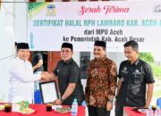 Pemkab Aceh Besar Terima Sertifikat Halal RPH Lambaro