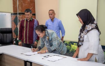 PT Asuransi Sinar Mas (ASM) menandatangani Memorandum of Understanding (MoU) mengenai Energy Saving Insurance (ESI) di Indonesia dengan Basel Agency for Sustainable Energy (BASE).