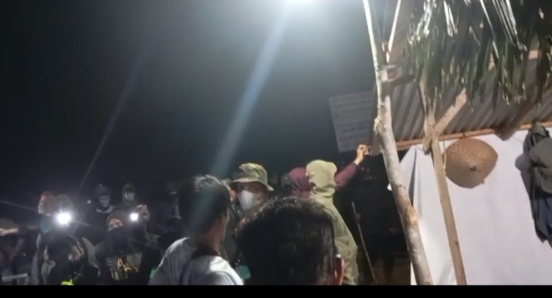 Sambut Hari Kesaktian Pancasila, Pria Bertopeng Bawa Sajam Intimidasi Warga Desa Padang Sari