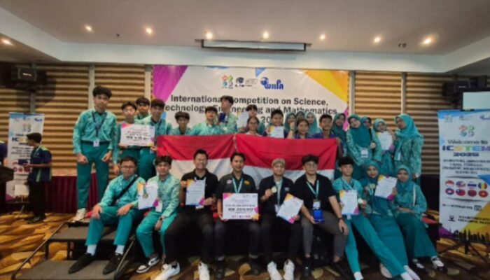 SMA Syafiyyatul Amaliyyah Raih Prestasi Di ICSTEM 2025 Kuala Lumpur