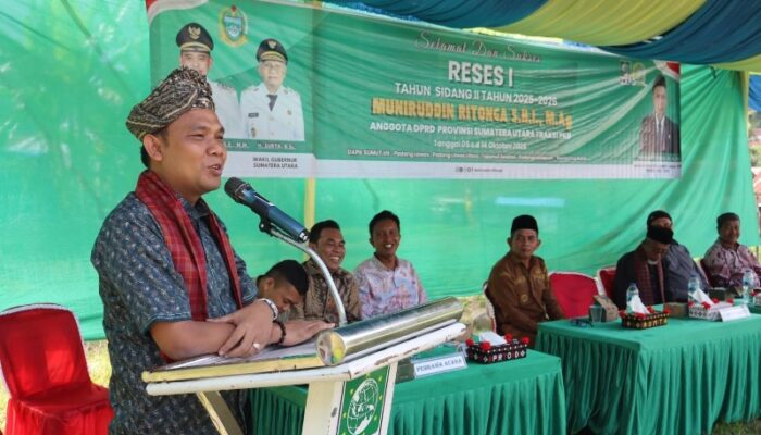 Puluhan Warga Antusias Hadiri Reses Anggota DPRD Sumut Muniruddin Ritonga Di Desa Muara Kumpulan, Madina