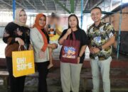 KAI Divre I Sumut Kunjungi Dan Berikan Bingkisan Kepada Korban Pelemparan KA