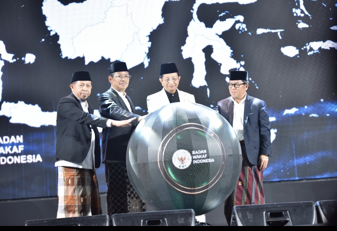 Gubernur Aceh Raih Penghargaan Pesantren Award 2025 dari Kemenag