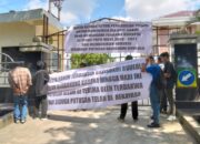 Demo Di PT Sumut, Massa Desak Kasus Korupsi Di Dinas PUPR Nisel Ditangani Profesional 