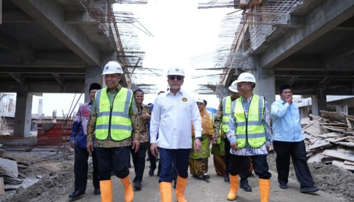 Menko Pangan RI Tinjau Kampus Terpadu UMSU Resmikan SPPG Dan Peletakan Batu Pertama Greenhouse