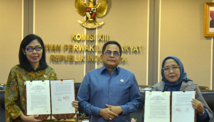Setjen DPR RI – Kemensetneg Tekan MoU Percepat Penyelesaian Data Pejabat Negara