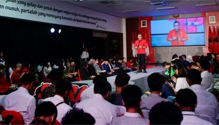 Peringati Sumpah Pemuda Di Sekolah Partai, Hasto Ajak Generasi Muda Terus Berpikir Kritis