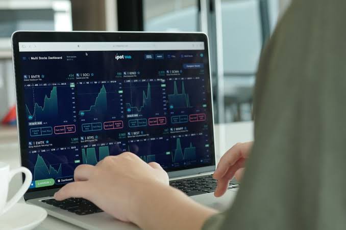 IHSG Uji Level 8.400, Musim Laporan Keuangan Jadi Katalis Kunci