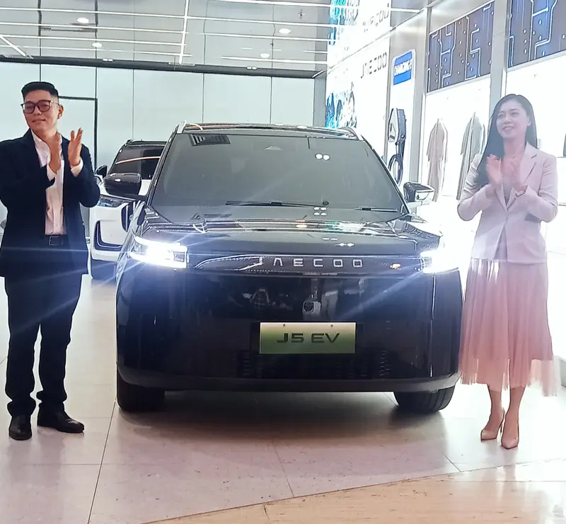 SUV Listrik JAECOO J5 EV Resmi Hadir Di Kota Medan