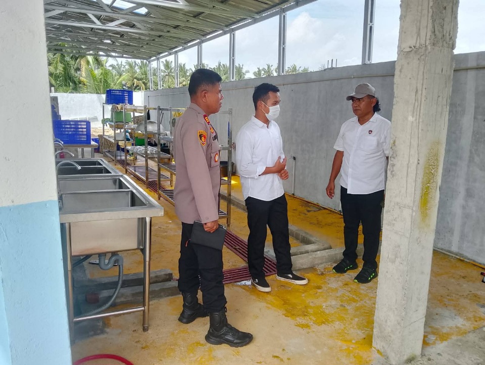 Kapolsek Bangun Dukung Pemenuhan Gizi Anak Bangsa Lewat SPPG Di Simalungun