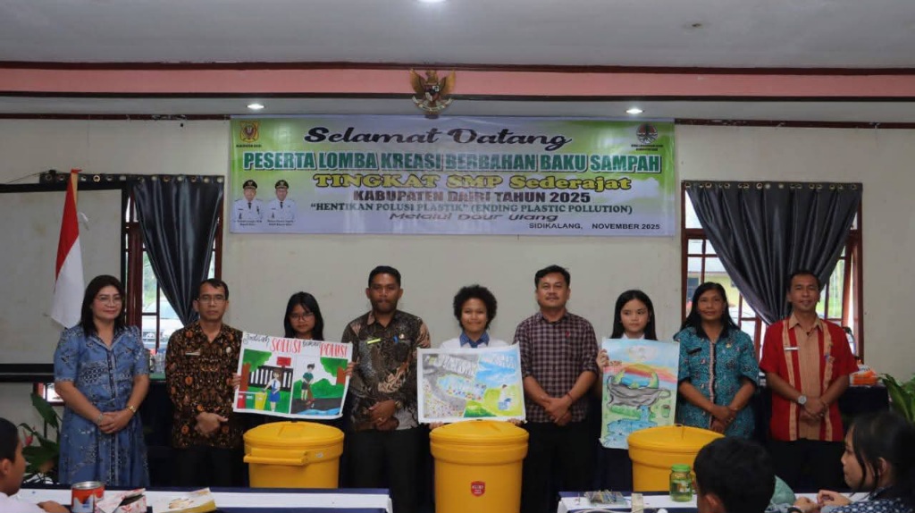 SMPN 1 Berampu Borong Juara Lomba Kreasi Sampah