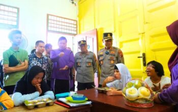 Kapolres Tebingtinggi Pantau Distribusi MBG Perdana Di SLB YAPSI