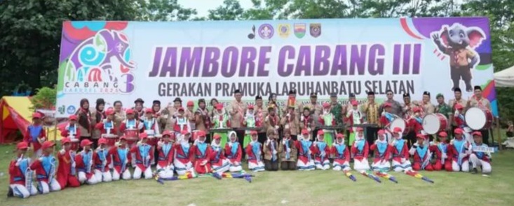 Wabup Labusel Buka Jambore Pramuka Cabang III Tahun 2025