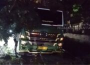 Pohon Tersangkut Di Kontainer, Polsek Siantar Martoba Gerak Cepat