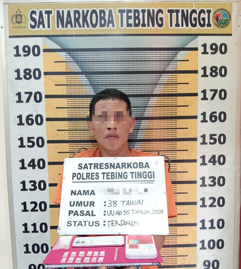 Pengedar Sabu Dibekuk Satresnarkoba Polres Tebingtinggi Di Rumahnya
