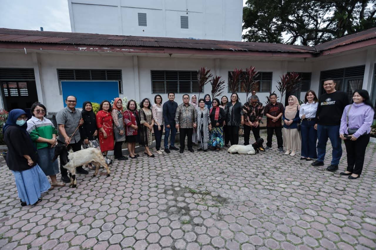HKG PKK Sumut, Wali Kota Siantar Serahkan Kambing Untuk Para Jawara