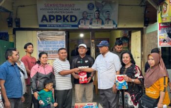 Bupati Dan Wakil Bupati Dairi Lepas Tim Kemanusiaan APPKD Menuju Sibolga-Tapteng