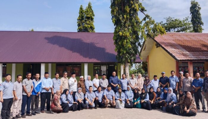 Tak Akan Ada Pejabat Tanpa Guru