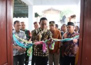 Resmikan Kantor Desa, Warga Batang Paya: Terima Kasih Pak Gus Irawan