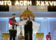 Wali Kota Illiza Serahkan Piala Bergilir MTQ XXXVII Aceh Ke Gubernur