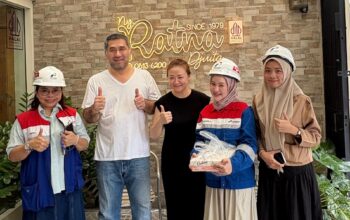 Sebagai bentuk komitmennya tersebut, customer management PGN Area Medan melakukan seremoni gas in kepada salah satu pelanggan setianya yang telah menggunakan jaringan gas (Jargas) PGN lebih dari 30 tahun, Bika Ambo Ny Ratna Djuita yang berada di Jalan Mojopahit Medan