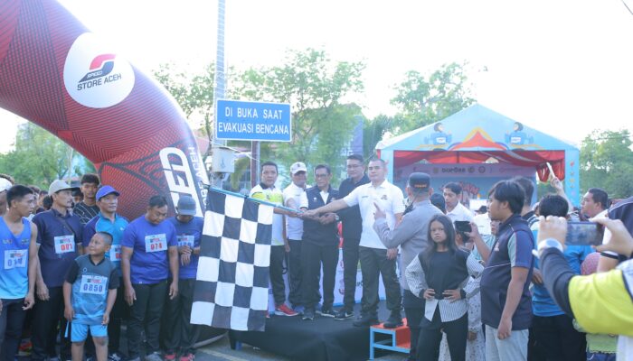 Ribuan Warga Banda Aceh Ramaikan Tarkam Fun Run & Gerak Jalan Kemenpora RI