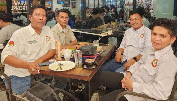 Papera Jalin Silaturahmi Dengan Forum Alumni BEM