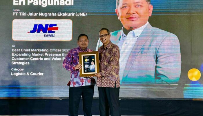 JNE Raih Penghargaan Best Chief Marketing Officer Award 2025