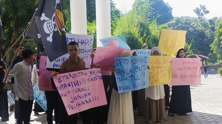 Unjuk Rasa Di Madina: Tuntut Reformasi Perkebunan Sawit Di Pantai Barat