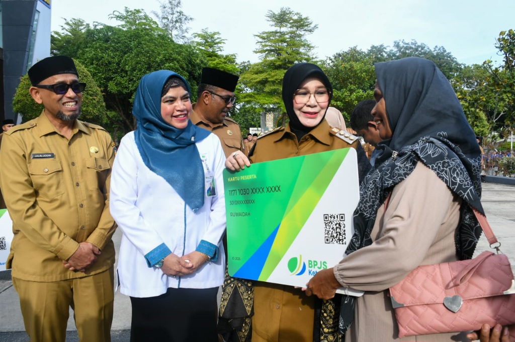 Illiza Pimpin Apel Gabungan, 4.800 Pekerja Rentan Di Banda Aceh Diberi Jaminan Kecelakaan Kerja