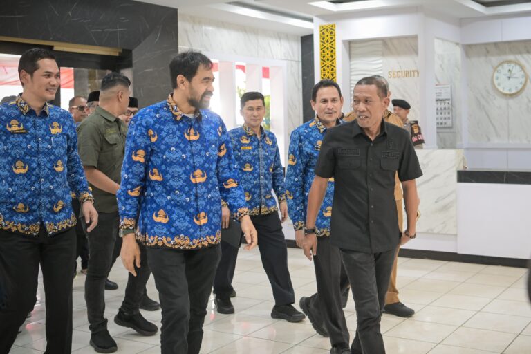 Mualem Dan DPRA Bahas APBA 2026 Percepat Pembangunan Aceh